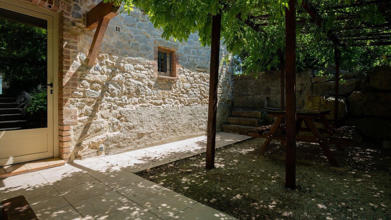 Photo of Outdoor in Courry