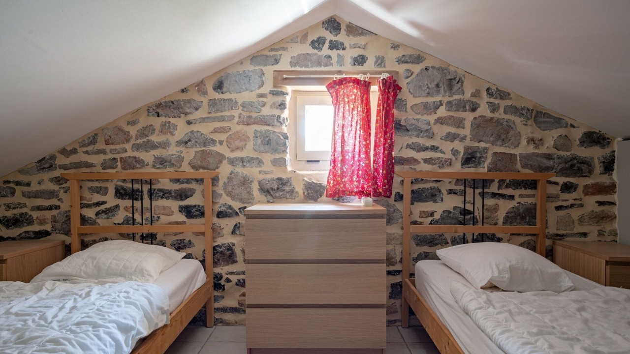 Photo of Others in Courry