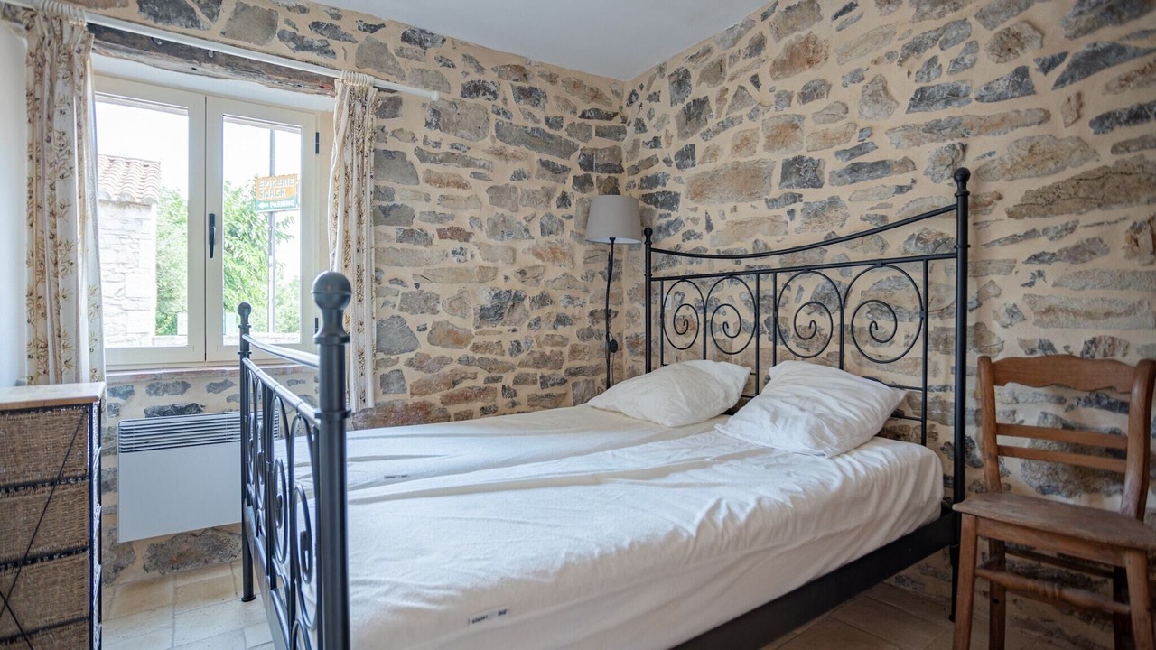 Photo of Others in Courry