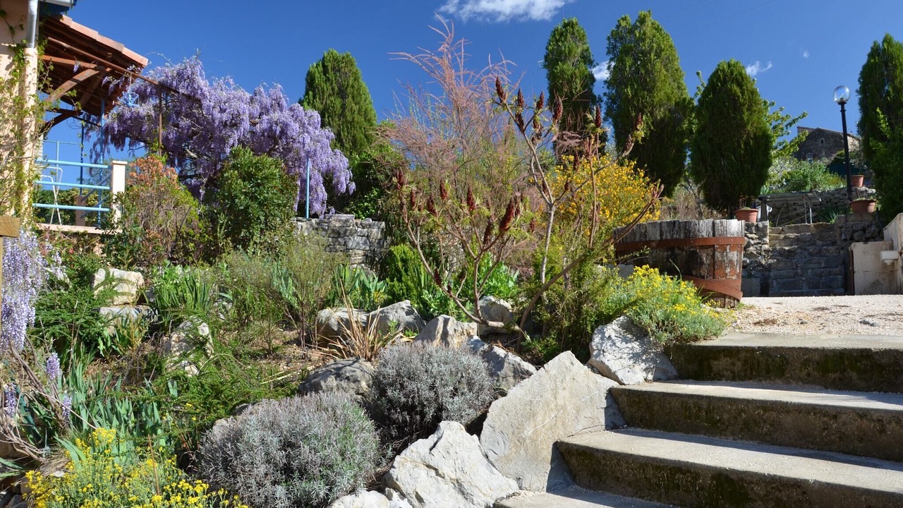 Photo of Outdoor in Courry