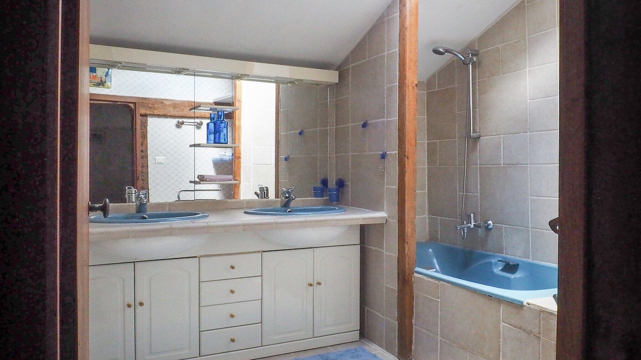 Photo of Bathroom in Saint-Laurent-de-la-Salle