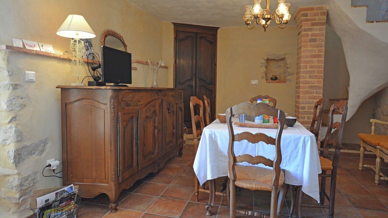 Photo of Livingroom in Les Mages