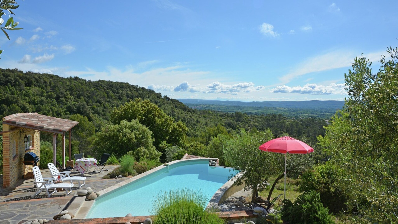 Photo of Outdoor in Les Mages