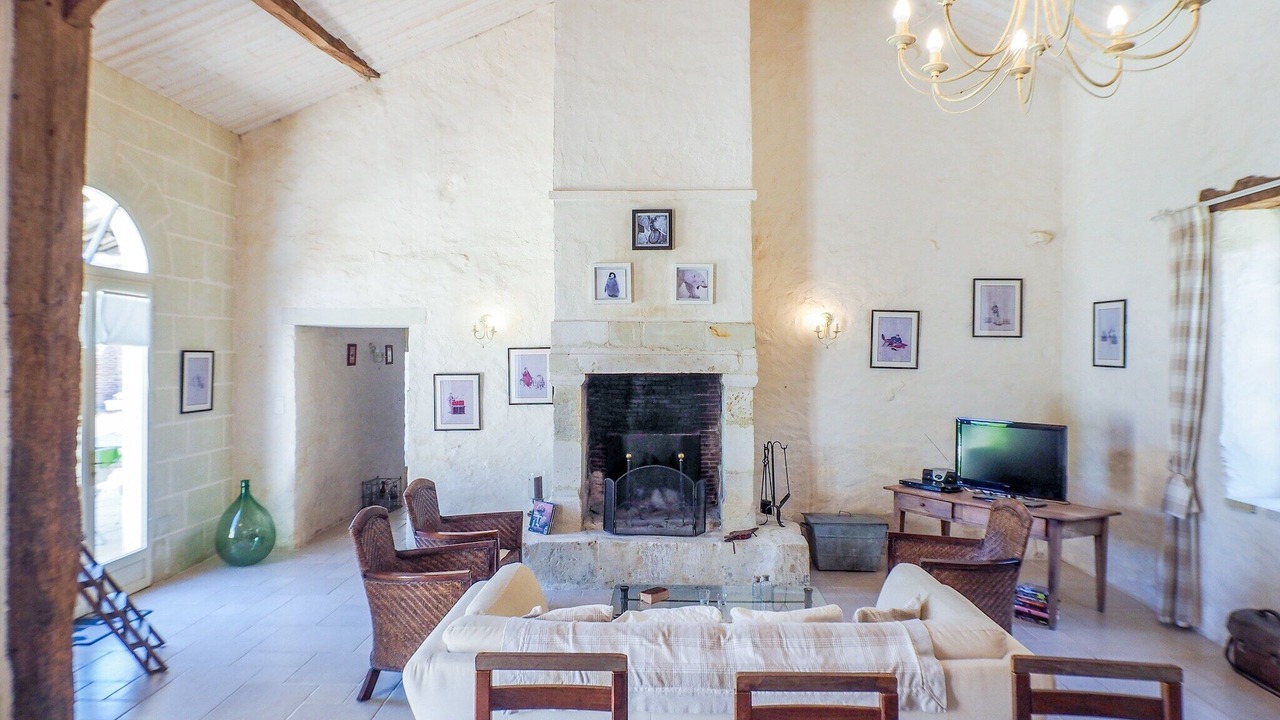 Photo of Livingroom in Saint-Laurent-de-la-Salle