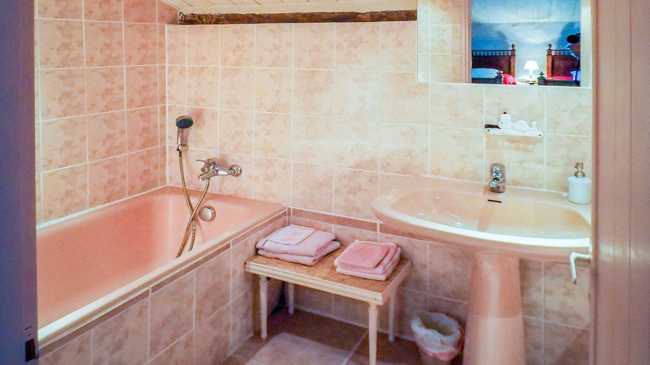 Photo of Bathroom in Saint-Laurent-de-la-Salle