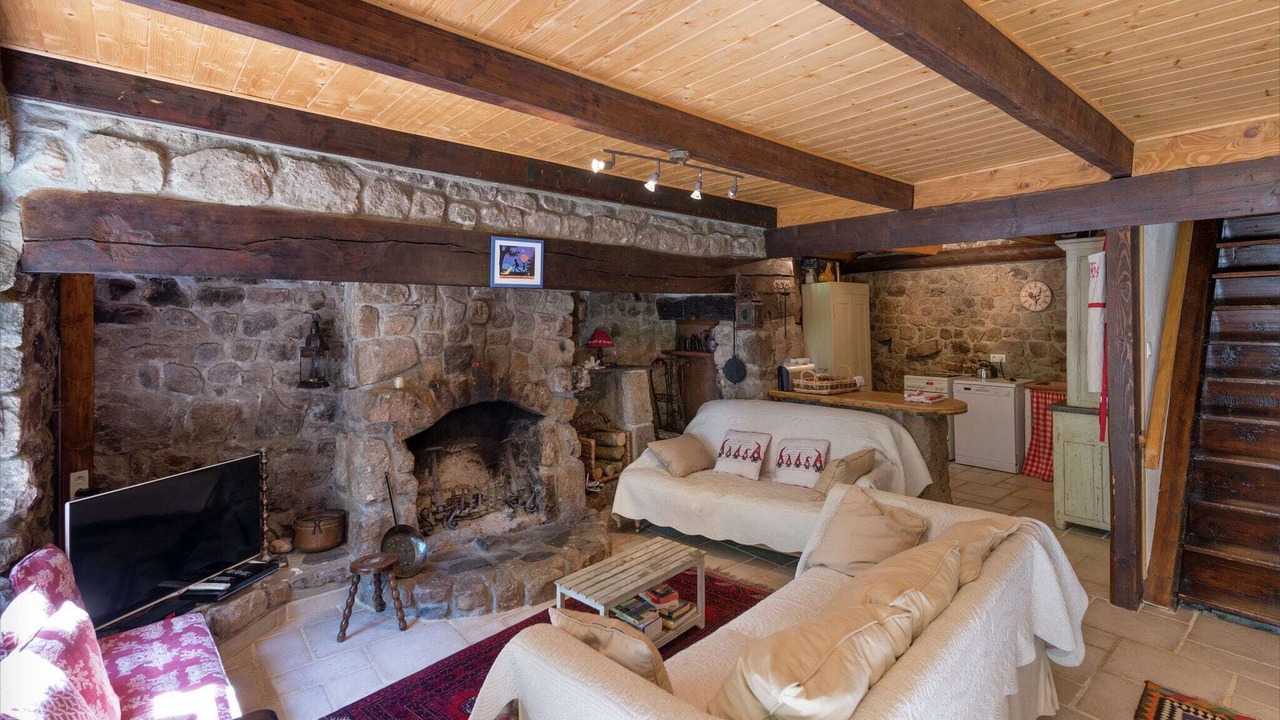 Photo of Livingroom in Saint-Pierre-sur-Doux