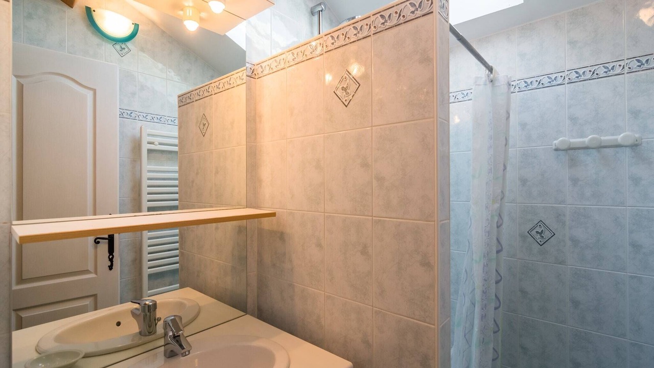 Photo of Bathroom in Salles-de-Belves