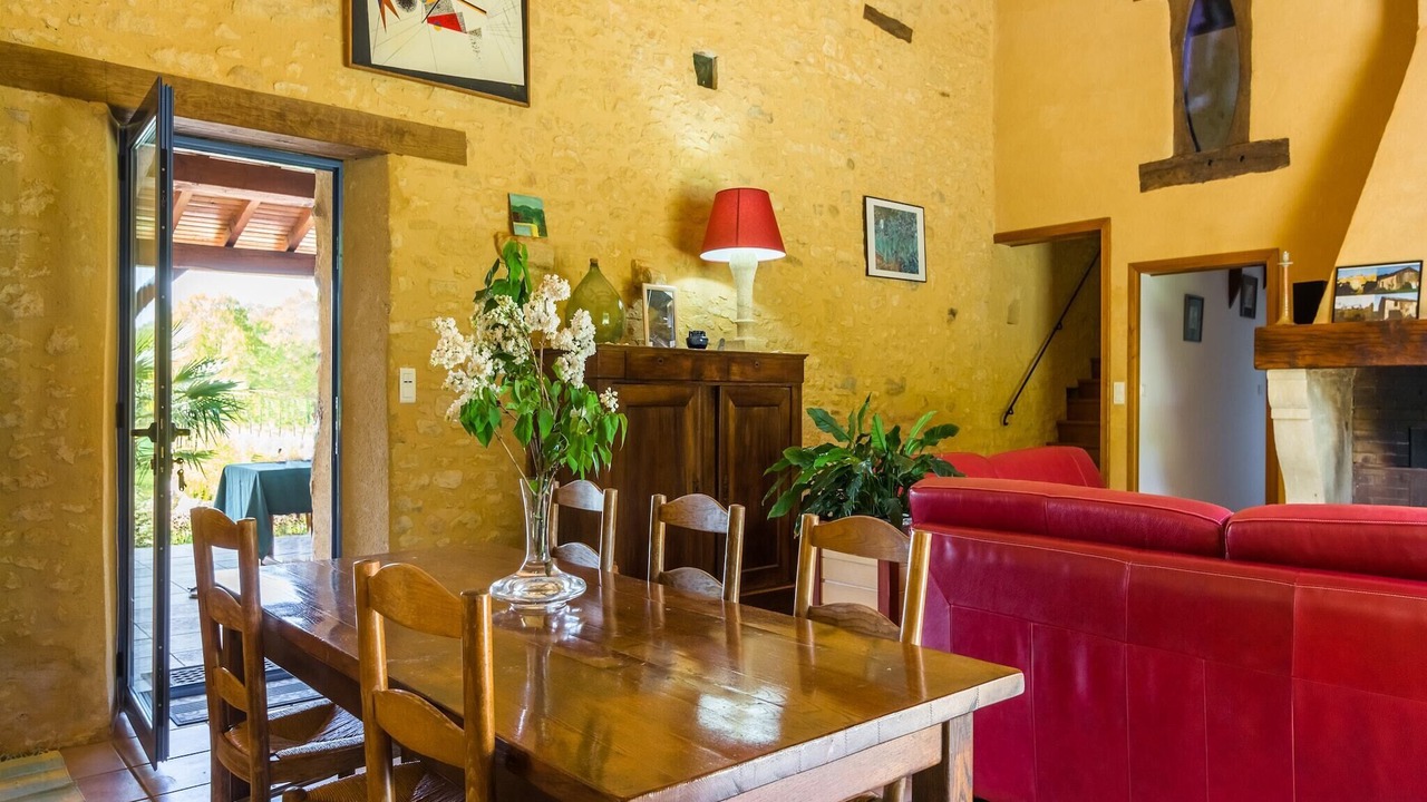 Photo of Livingroom in Salles-de-Belves