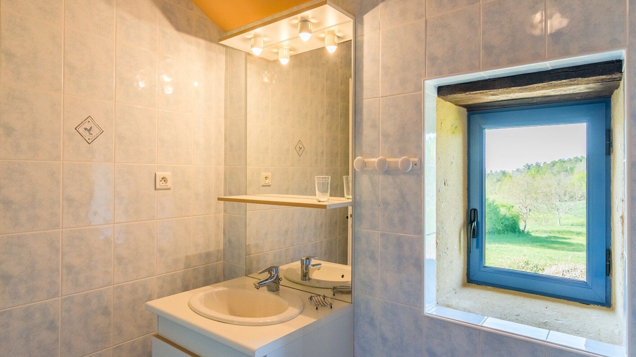 Photo of Bathroom in Salles-de-Belves