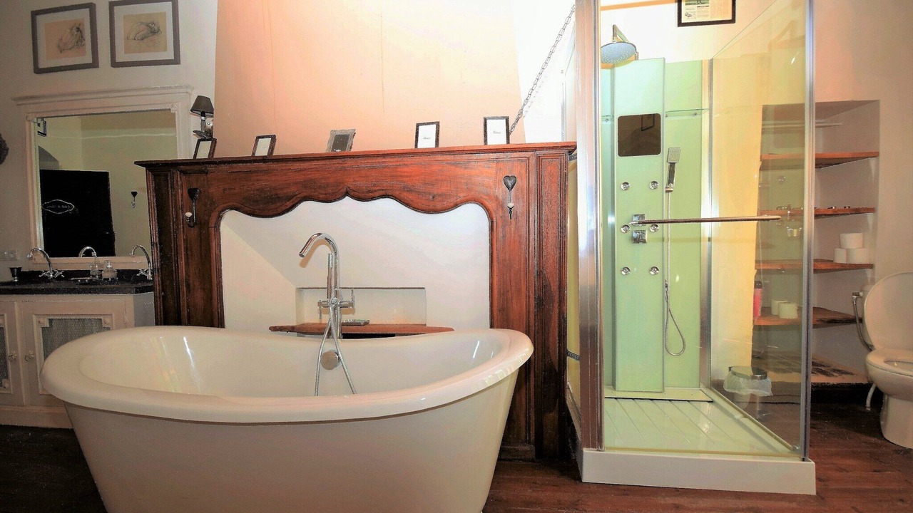Photo of Bathroom in Bon-Encontre