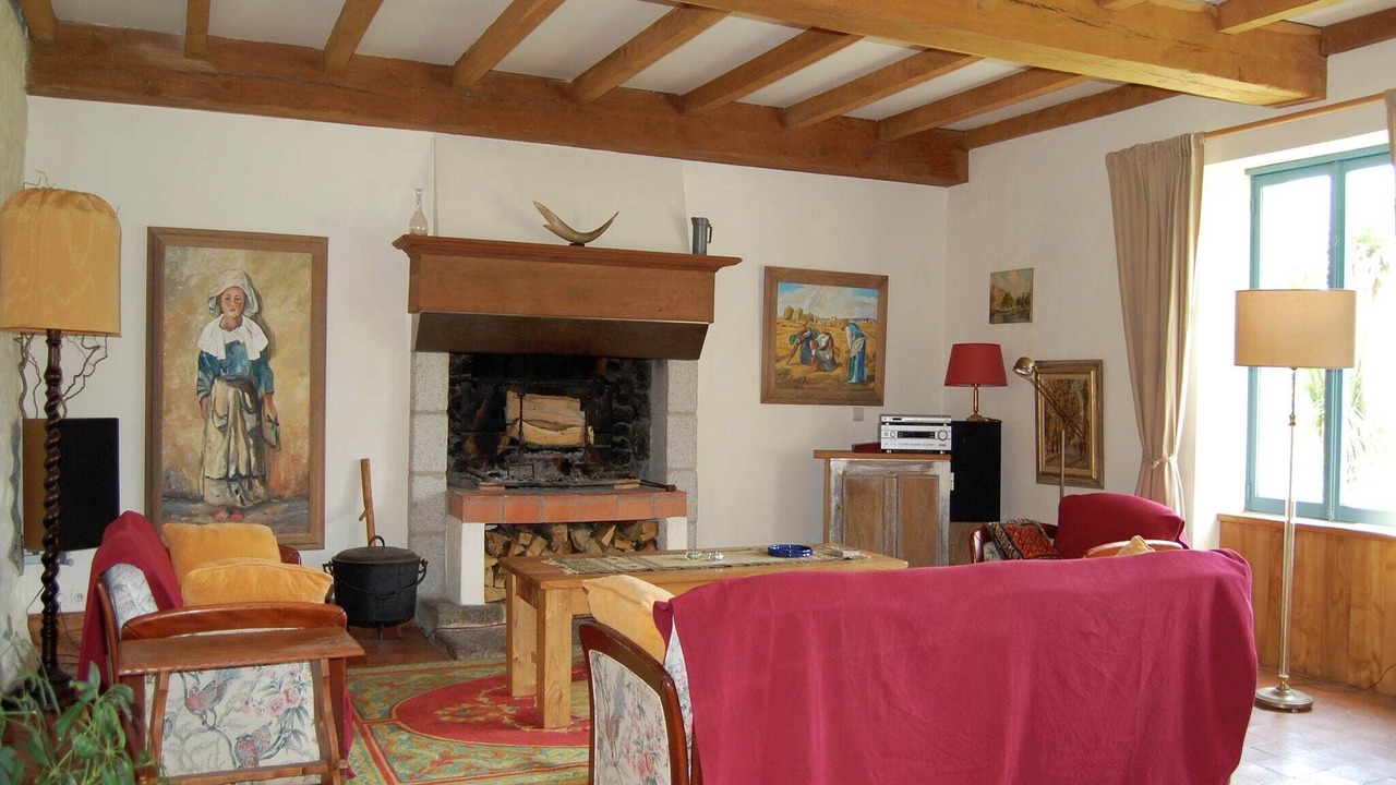 Photo of Livingroom in Baguer-Morvan
