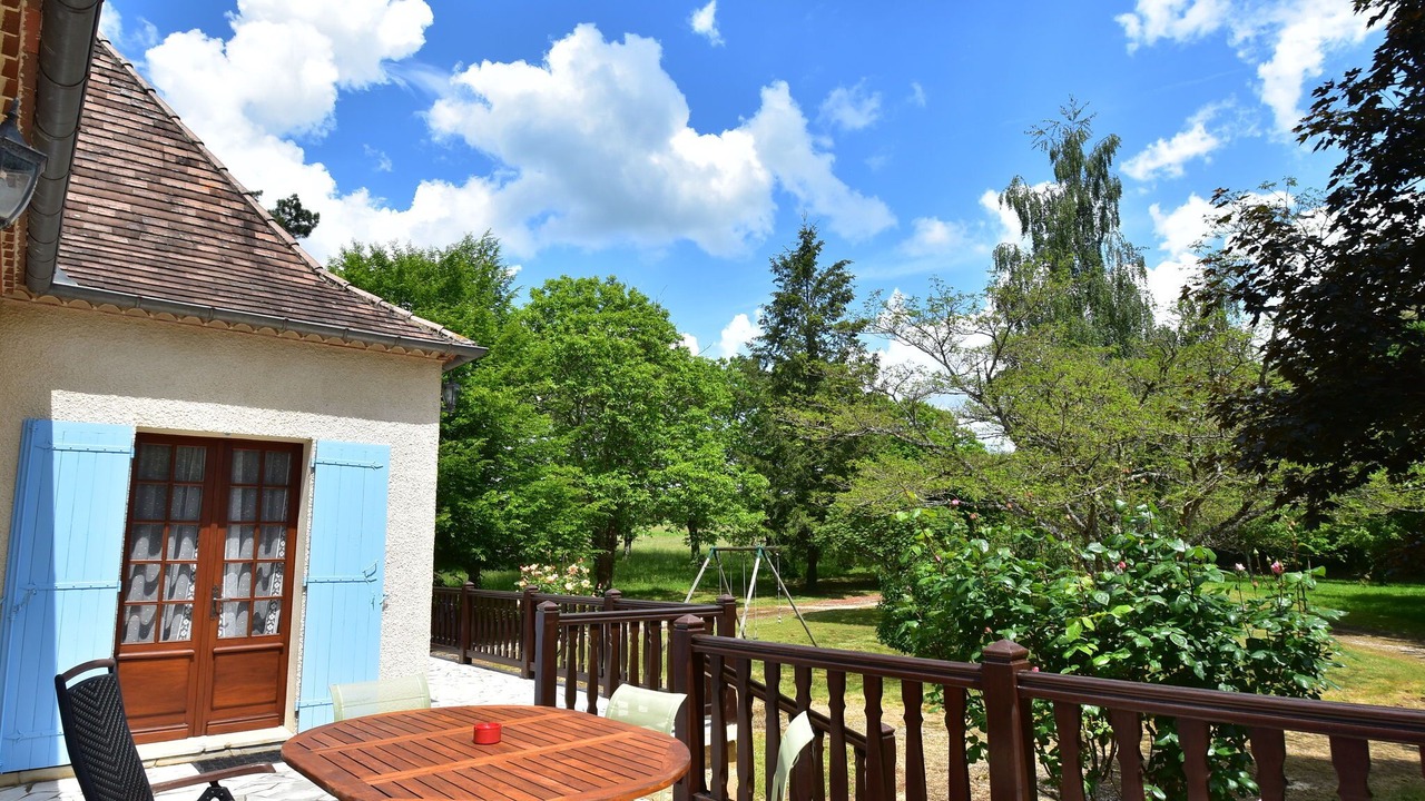 Photo of Patio Balcony in Villefranche-du-Perigord