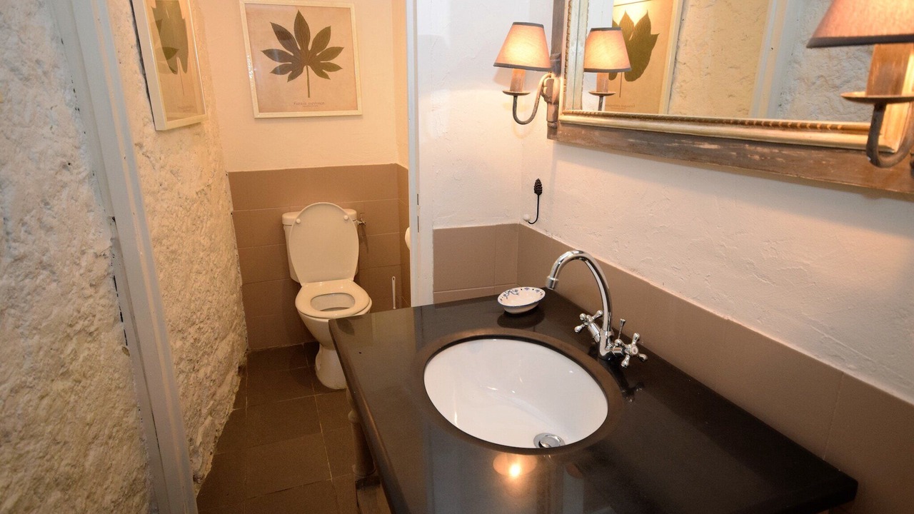 Photo of Bathroom in Bon-Encontre