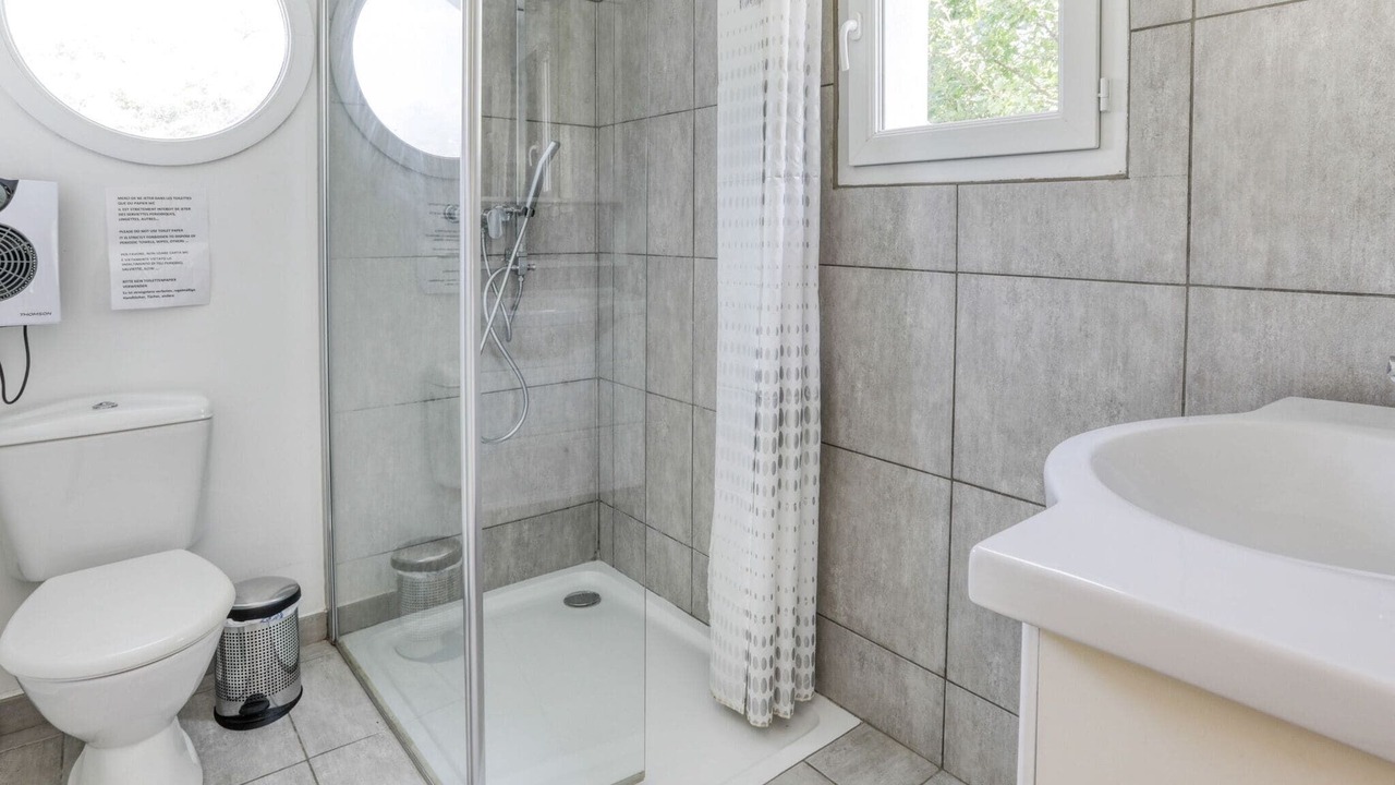 Photo of Bathroom in Moriani-Plage