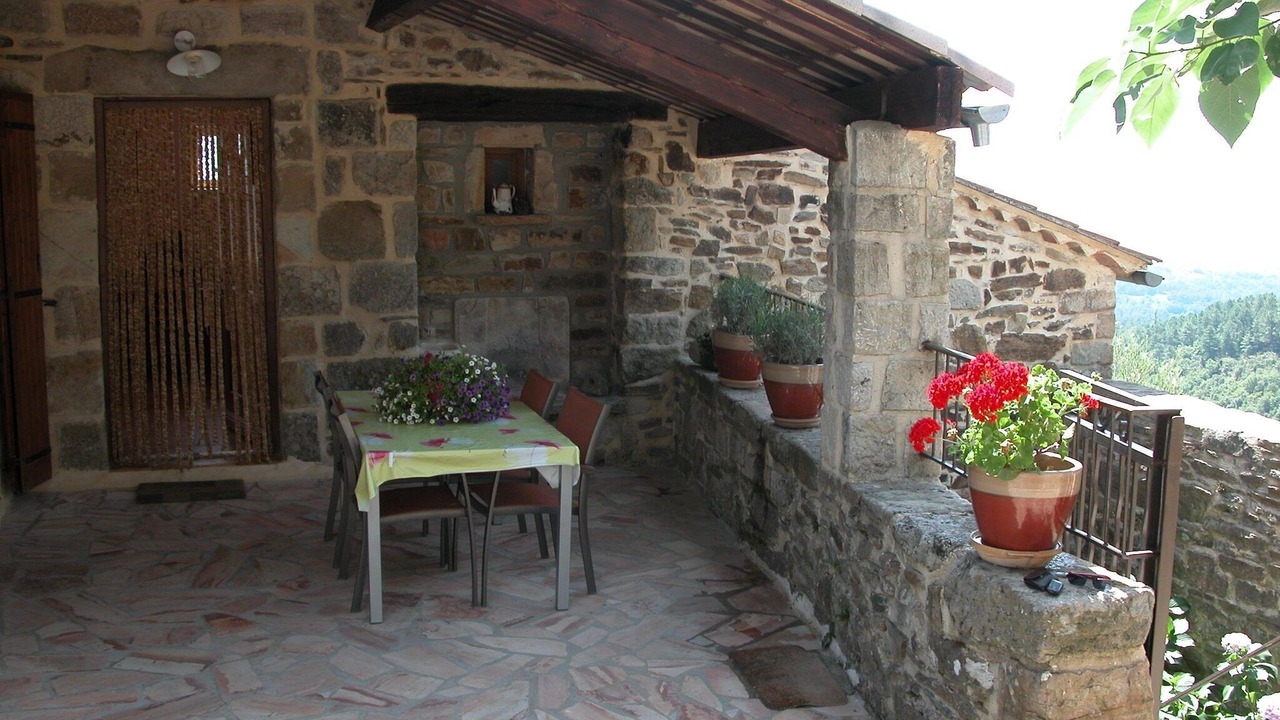 Photo of Patio Balcony in Chassiers