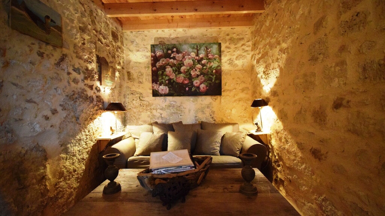 Photo of Livingroom in Bon-Encontre
