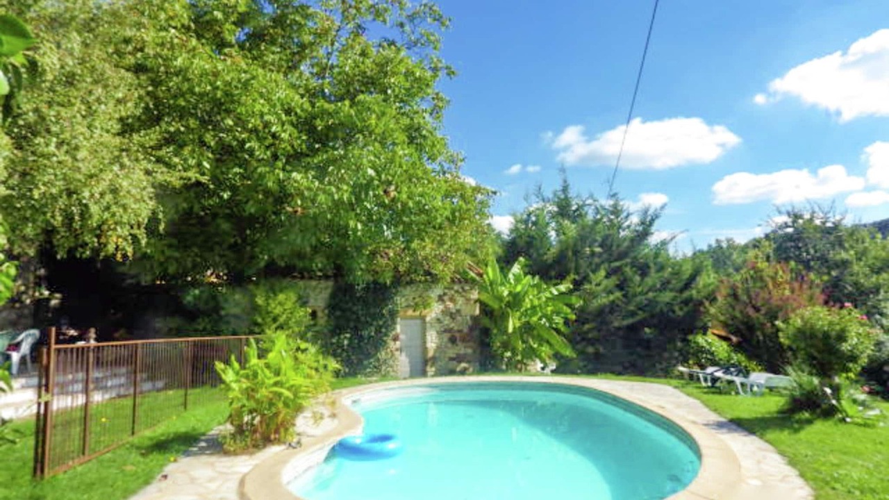 Photo of Outdoor in Grives