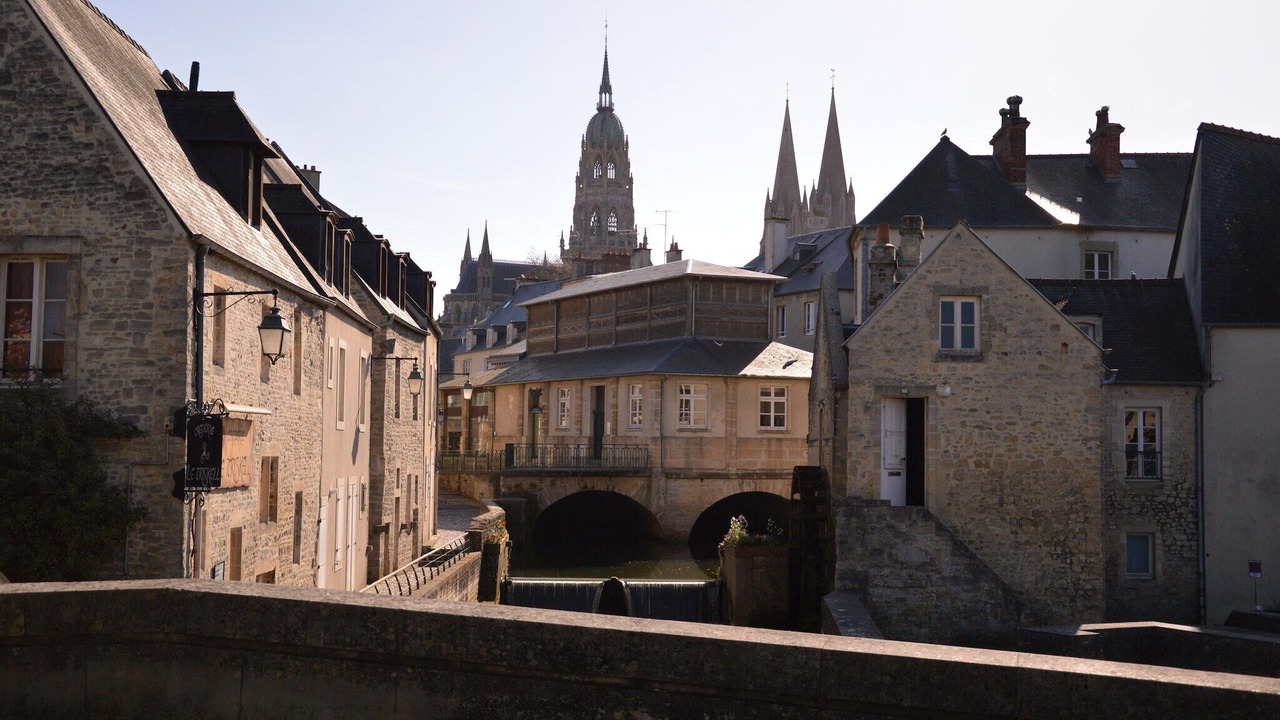 Photo of Others in Bayeux