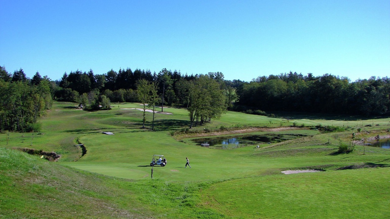 Photo of Others in Roussines