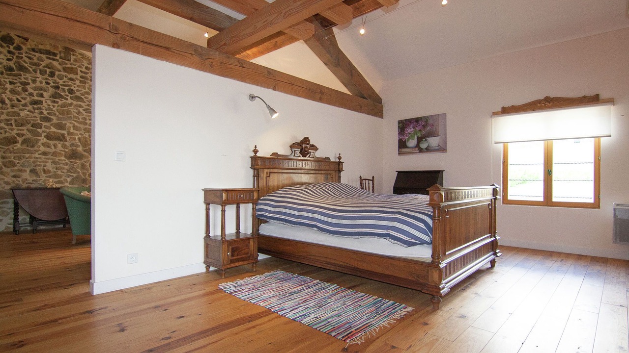 Photo of Others in Roussines