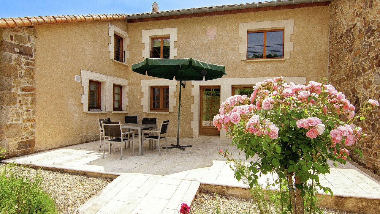 Photo of Outdoor in Roussines