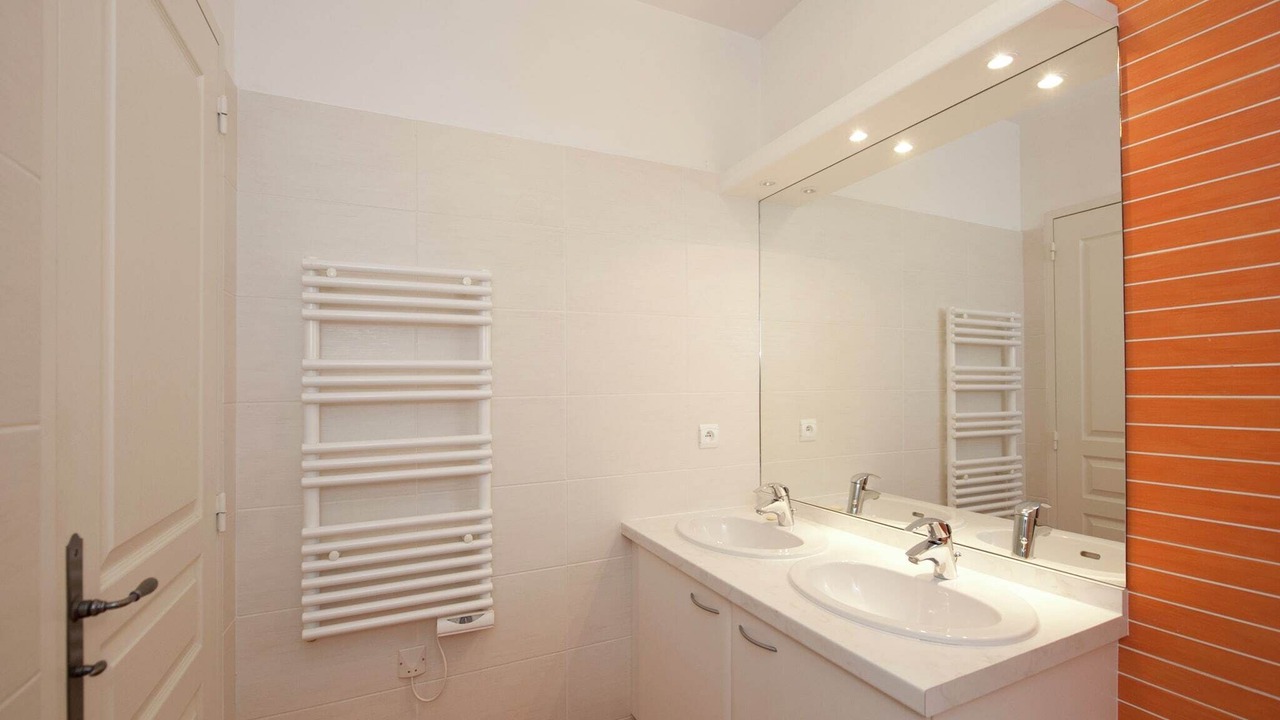Photo of Bathroom in Aigues-Mortes