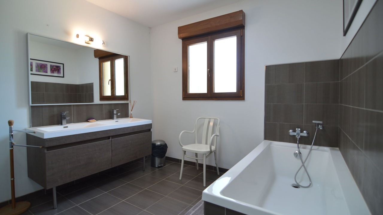 Photo of Bathroom in Wierre-Effroy