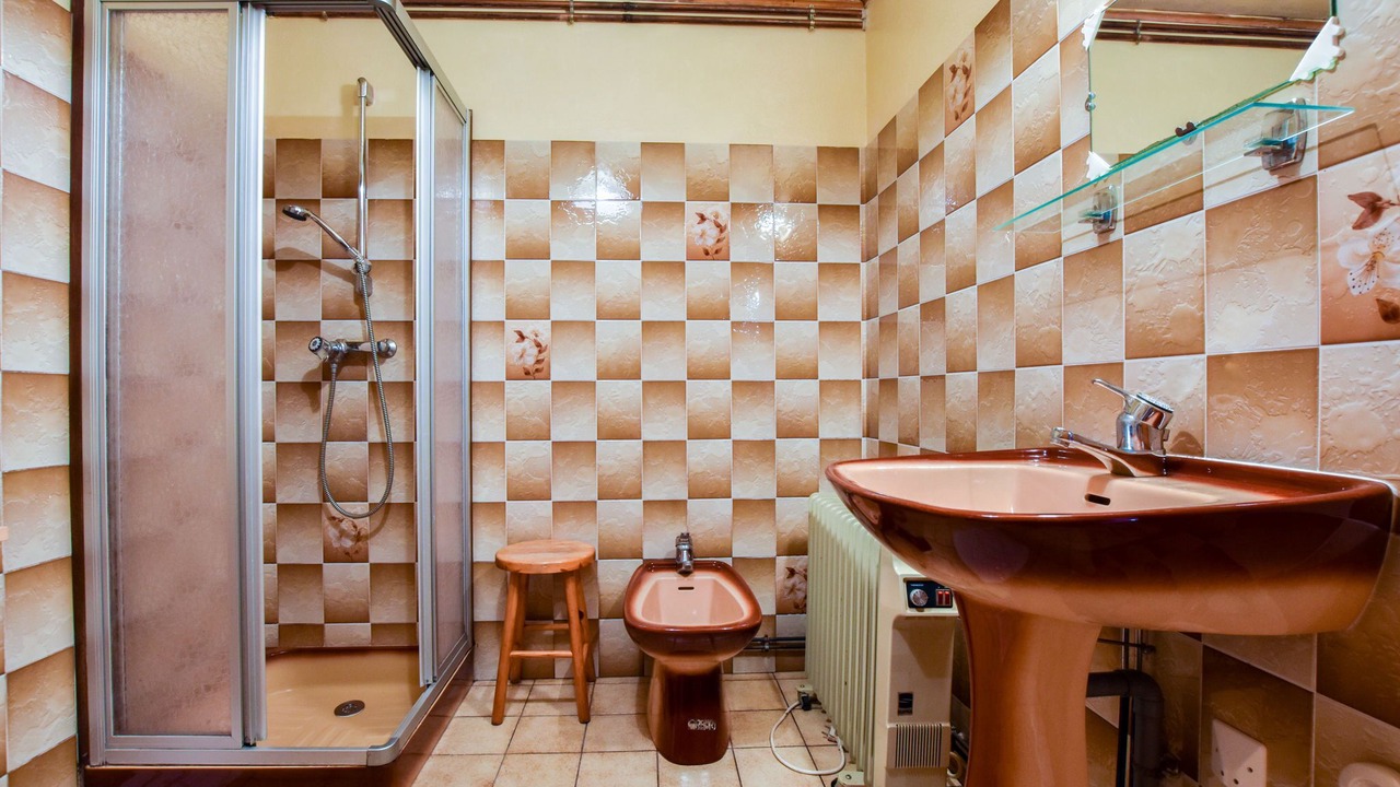 Photo of Bathroom in Oradour