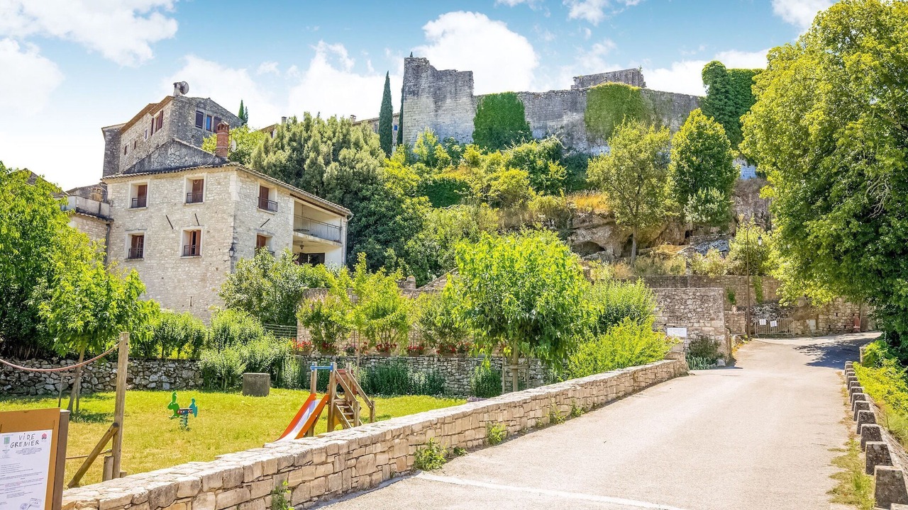 Photo of Others in Montclus