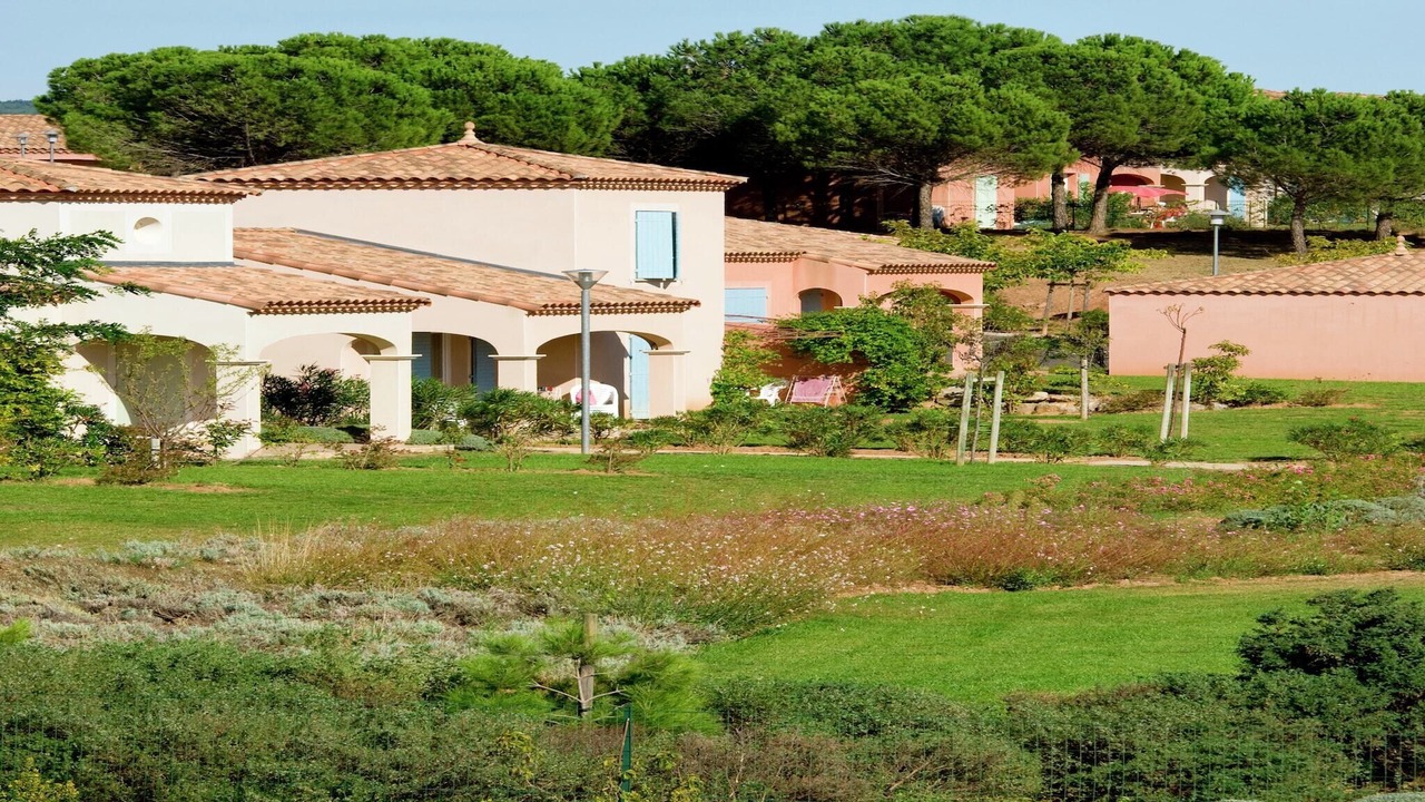 Photo of Patio Balcony in Homps