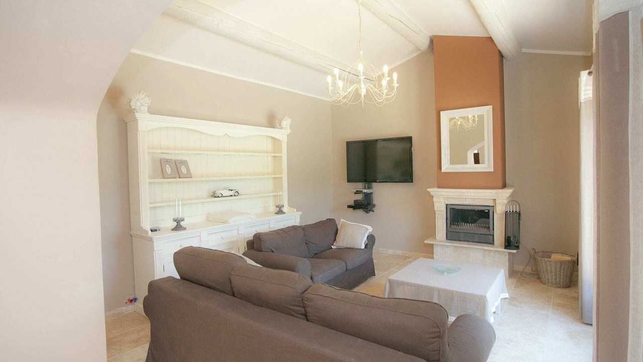 Photo of Livingroom in Apt