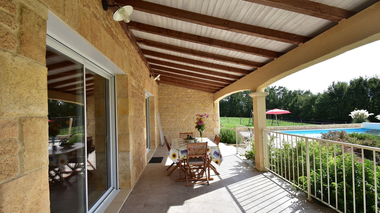 Photo of Patio Balcony in Montclera