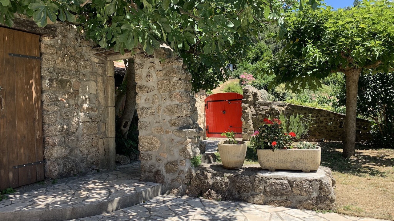 Photo of Outdoor in Duniere-sur-Eyrieux