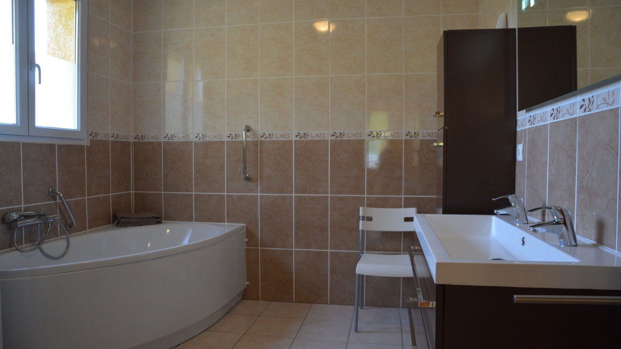 Photo of Bathroom in Piquecos