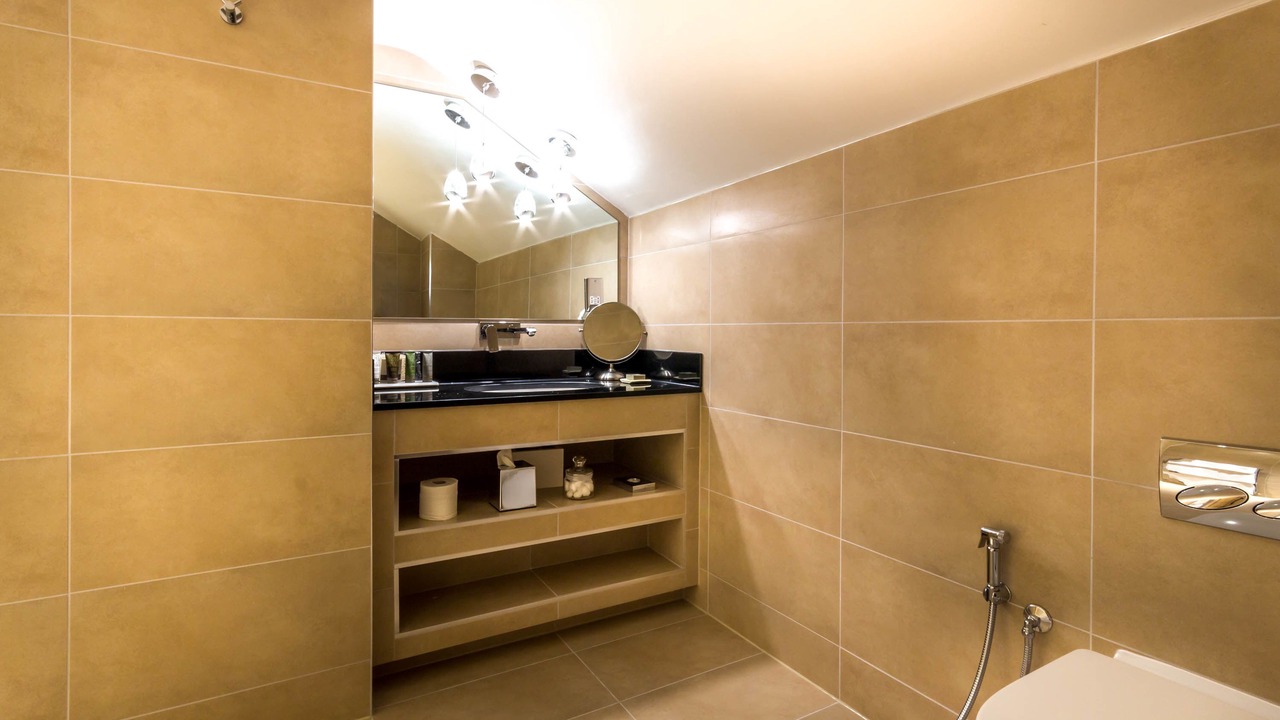 Photo of Bathroom in Leeds City Center