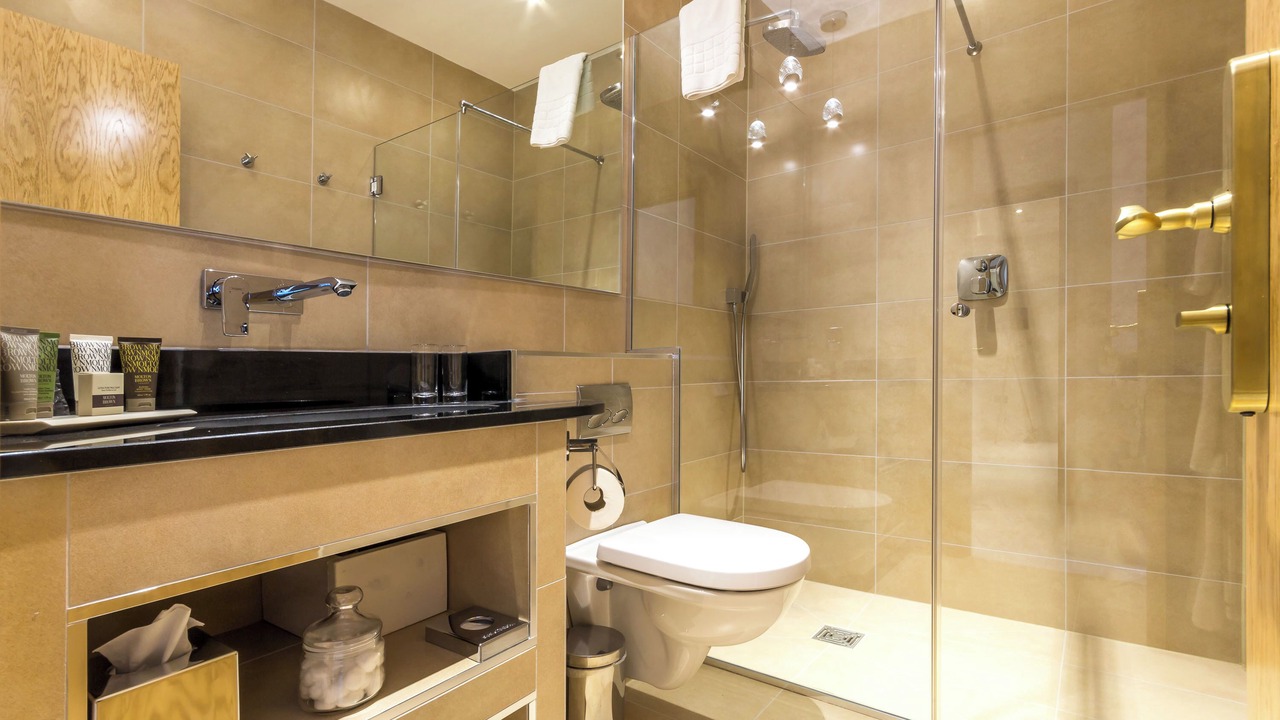 Photo of Bathroom in Leeds City Center