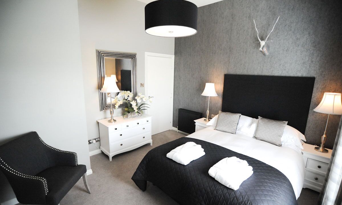 Photo of Bedroom in Tillicoultry