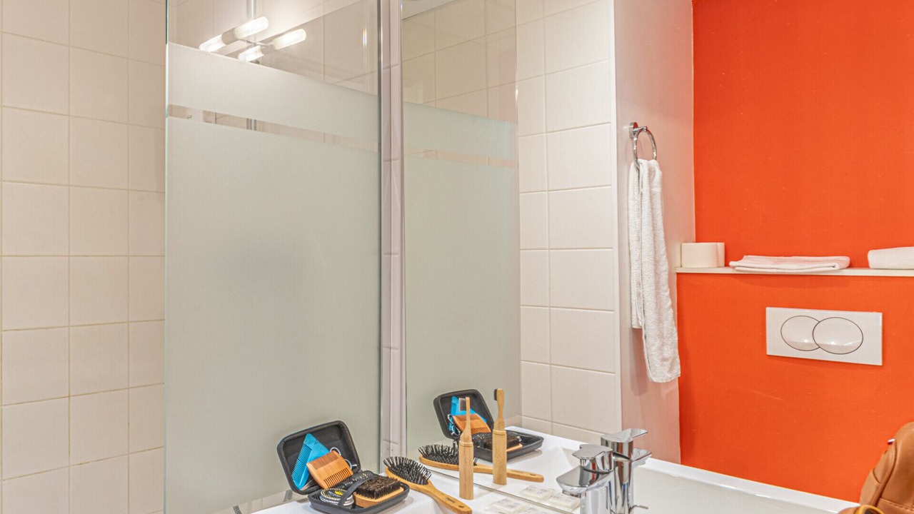 Photo of Bathroom in Bonnefoy-Roseraie-Gramont