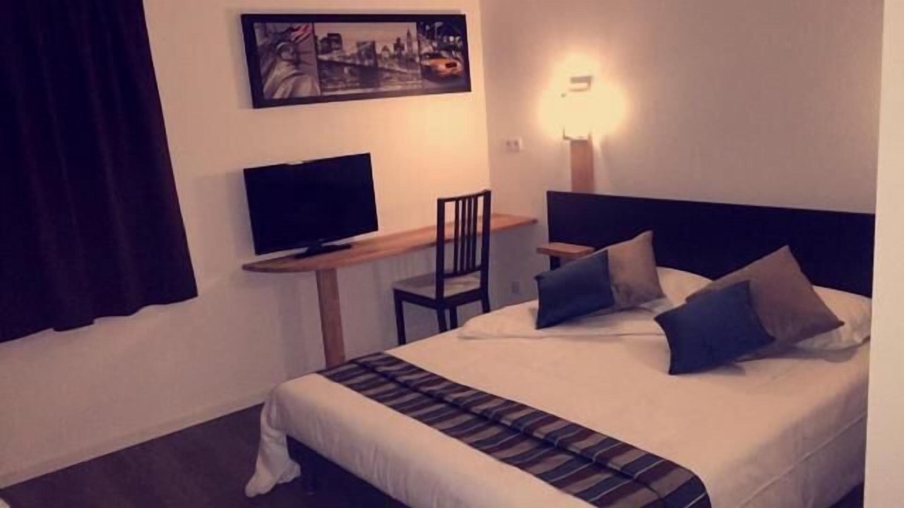 Photo of Bedroom in Le Pontet