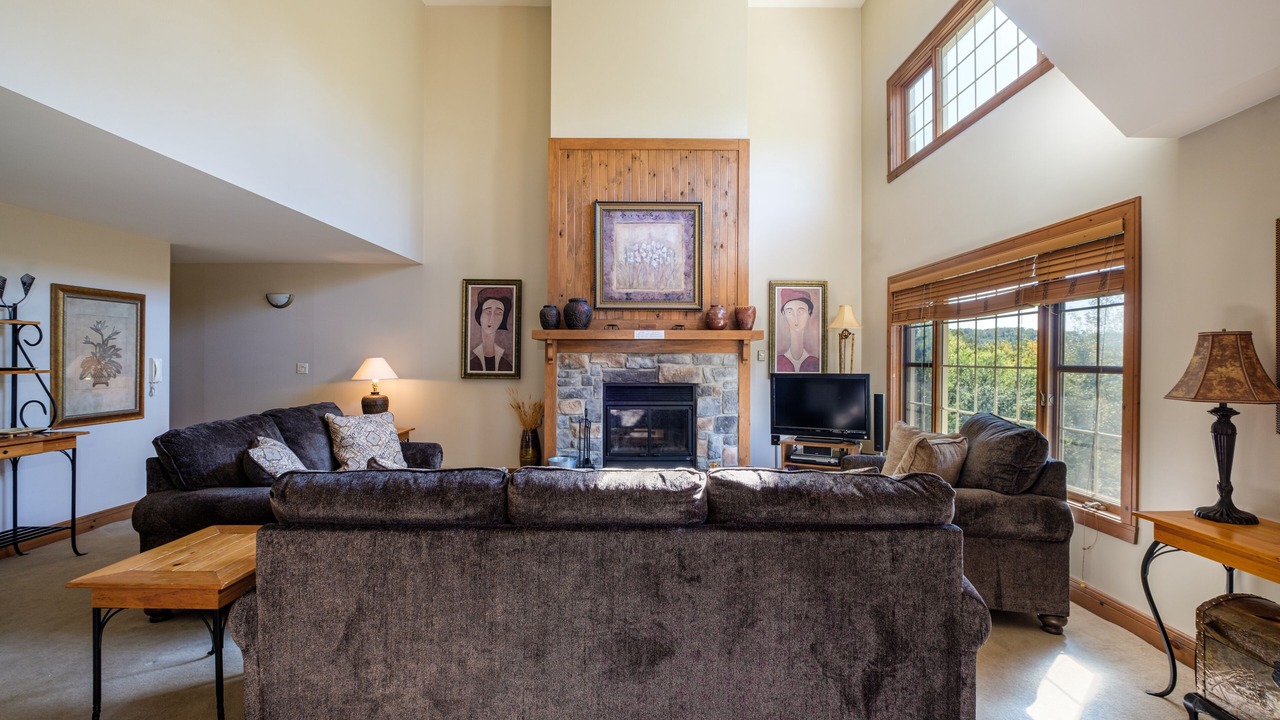 Photo of Livingroom in Mont-Tremblant
