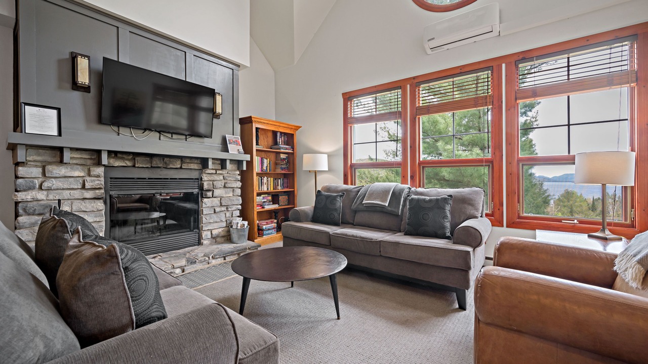 Photo of Livingroom in Tremblant-Les-Eaux