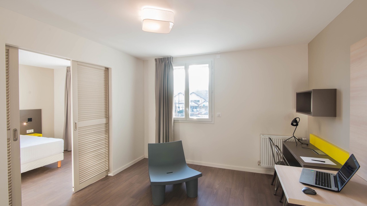 Photo of Livingroom in Dardilly