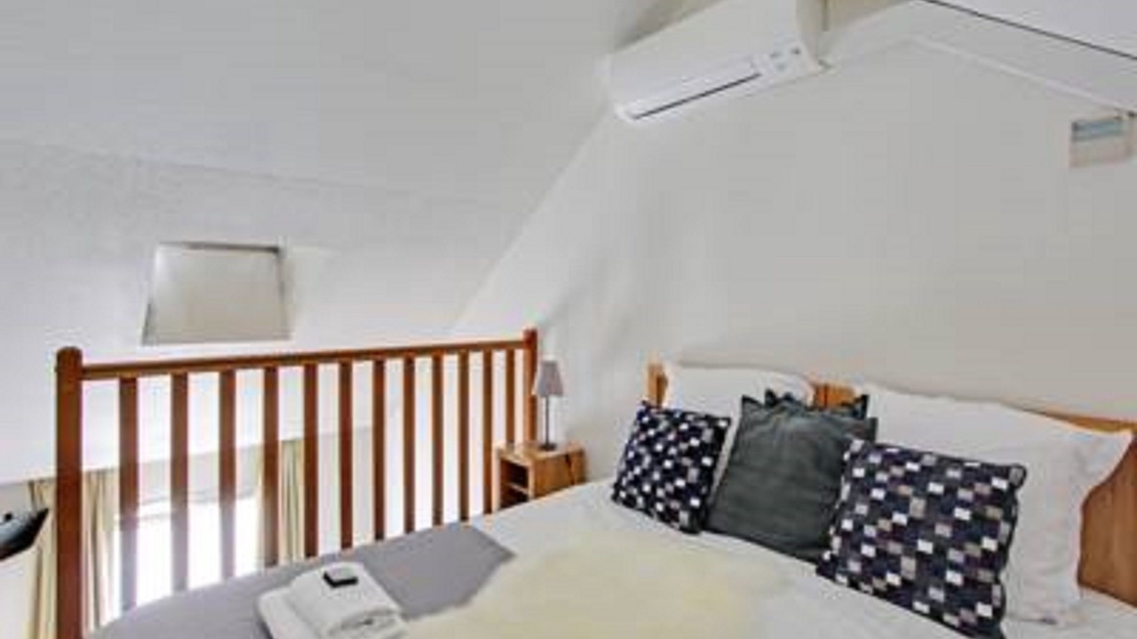 Photo of Bedroom in Les Lilas
