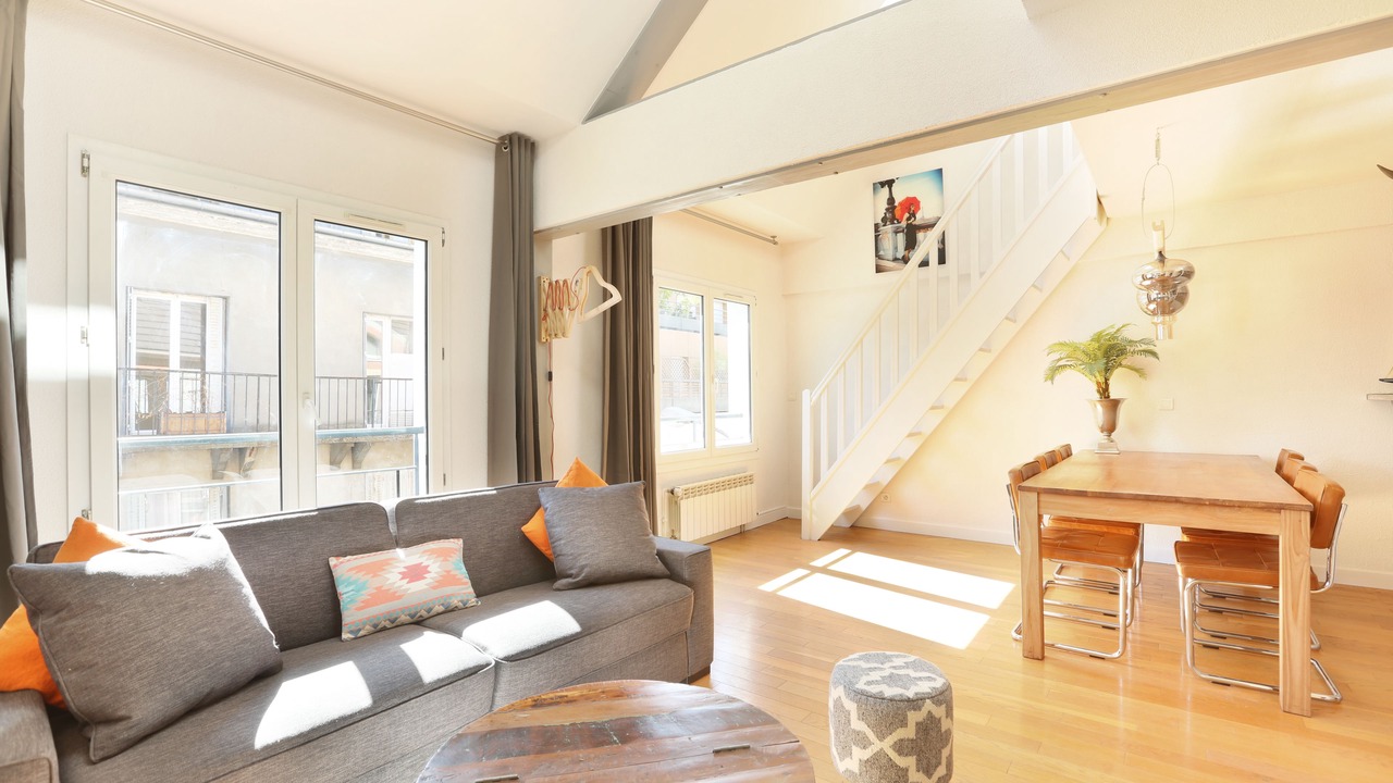 Photo of Livingroom in Les Lilas