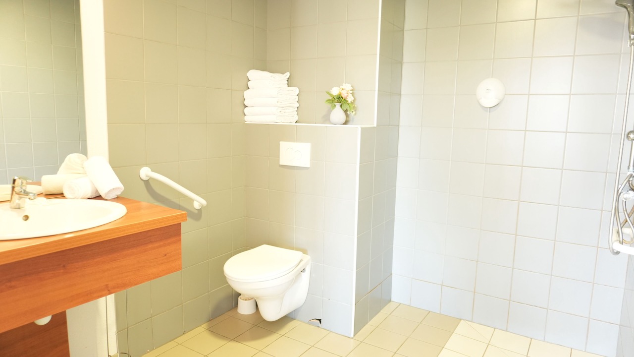Photo of Bathroom in Nevers