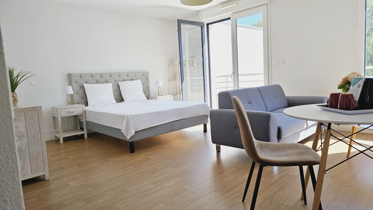 Photo of Bedroom in Nevers