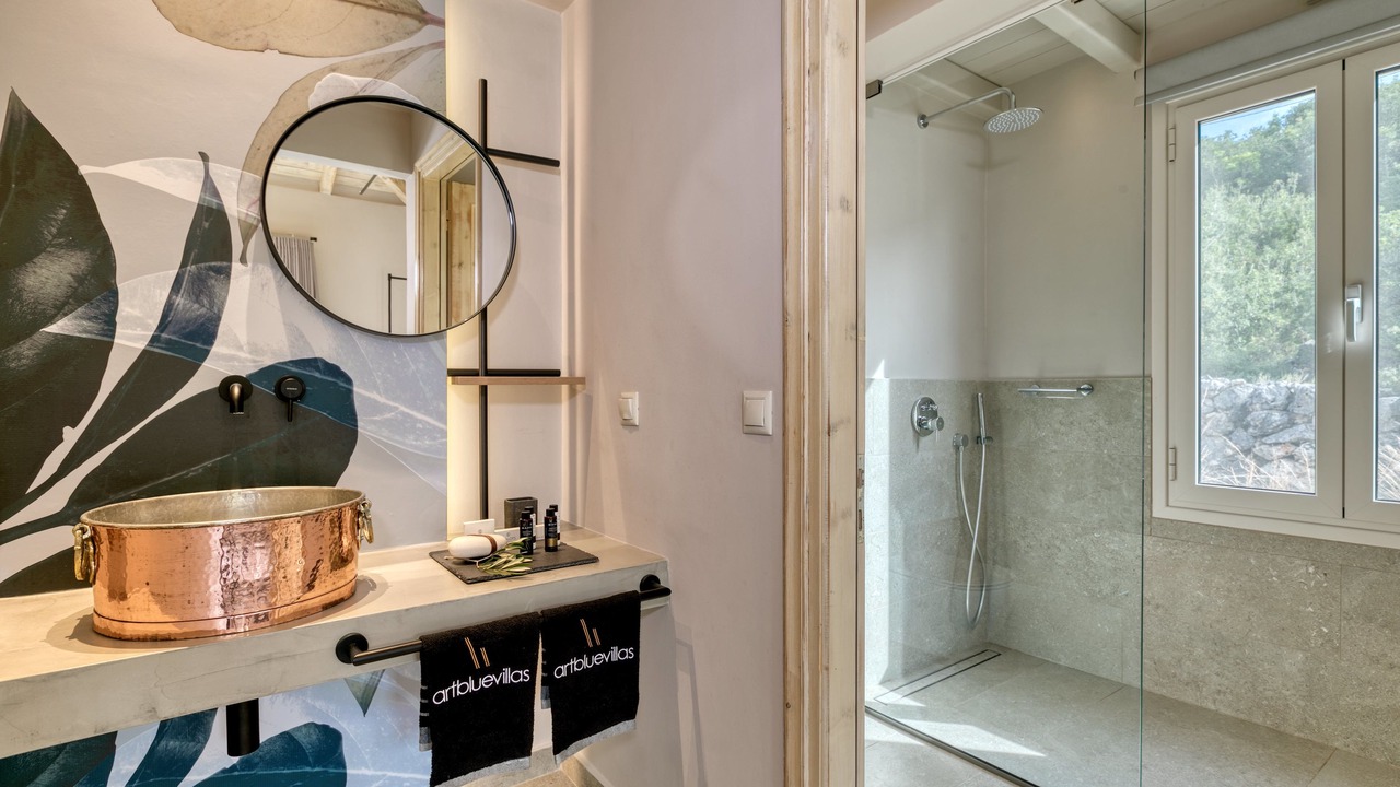 Photo of Bathroom in Kavallos