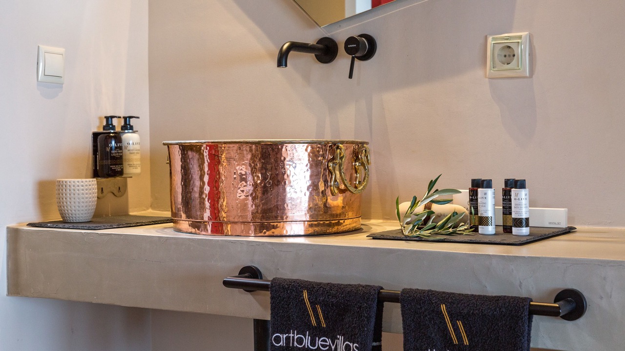 Photo of Bathroom in Kavallos