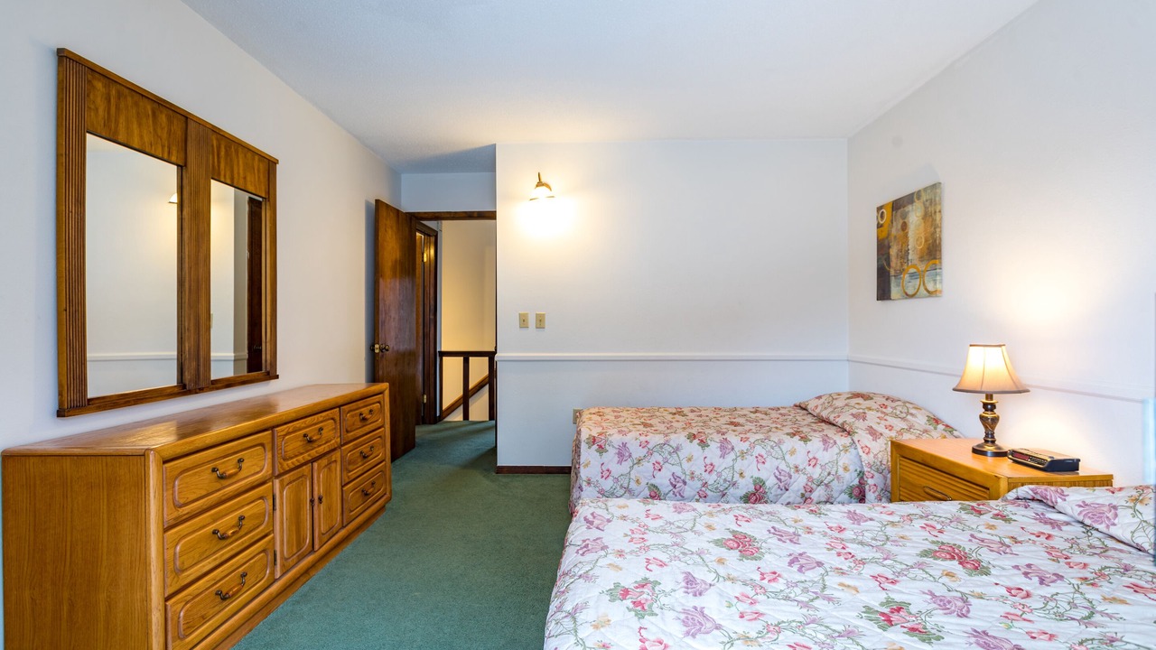 Photo of Bedroom in Treasure Lake