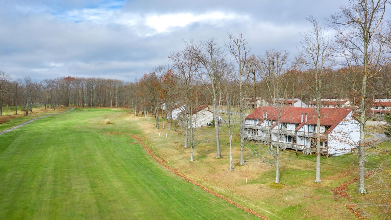 Photo of Outdoor in Treasure Lake